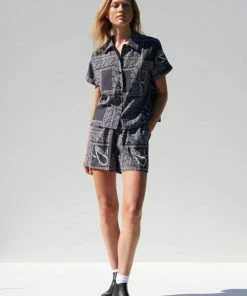 JUST FEMALE SPRING '22 MAID SHIRT