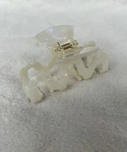 PIPE AND ROW ZIG ZAG HAIR CLAW