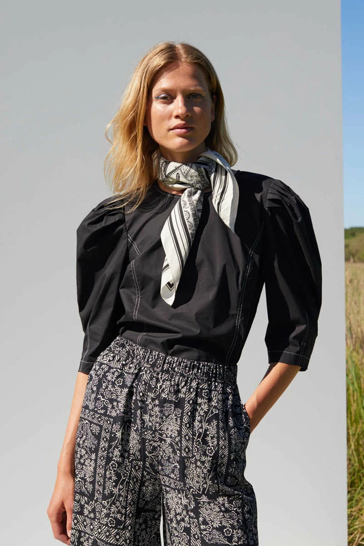 JUST FEMALE OTHER BLOUSE 1 JUST FEMALE OTHER BLOUSE