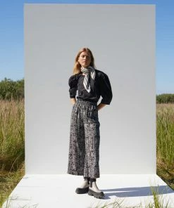 JUST FEMALE OTHER BLOUSE 10 JUST FEMALE OTHER BLOUSE