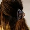PIPE AND ROW LARGE SHELL HAIR CLAW