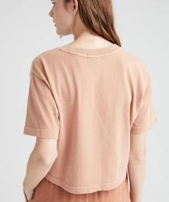 RICHER POORER SPRING '22 SHORT SLEEVE CROP TEE MOCHA MOUSSE