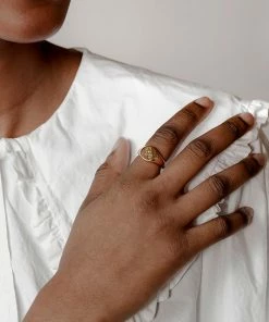 WOLF CIRCUS ROSIE SIGNET RING 6 WOLF CIRCUS ROSIE SIGNET RING