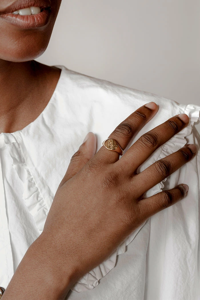 WOLF CIRCUS ROSIE SIGNET RING 3 WOLF CIRCUS ROSIE SIGNET RING