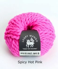 LOOPY MANGO POM POM KEYCHAIN DIY KIT MERINO NO. 5