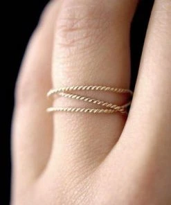 HANNAH NAOMI TWISTED WRAPAROUND RING