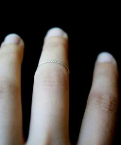 HANNAH NAOMI TWISTED THIN STACKING RING NEW IN