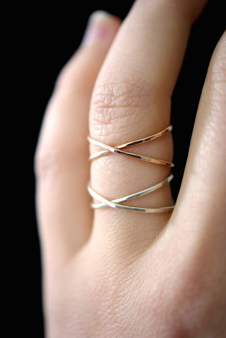HANNAH NAOMI X STACKING RING NEW IN